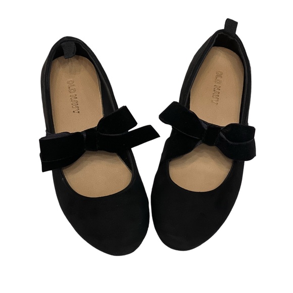 Old Navy Black Kids Faux Suede Dress Shoes with Velvet Bow Straps | Girls 11T - Picture 4 of 6